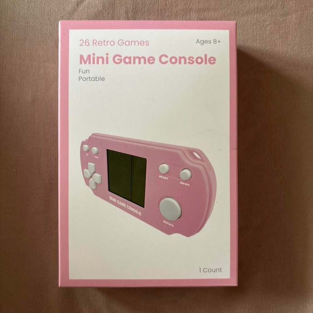 Titan‎ Innovation Products 26 Retro Games Mini Game Console Pink